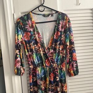 Floral V-Neck Maxi Dress